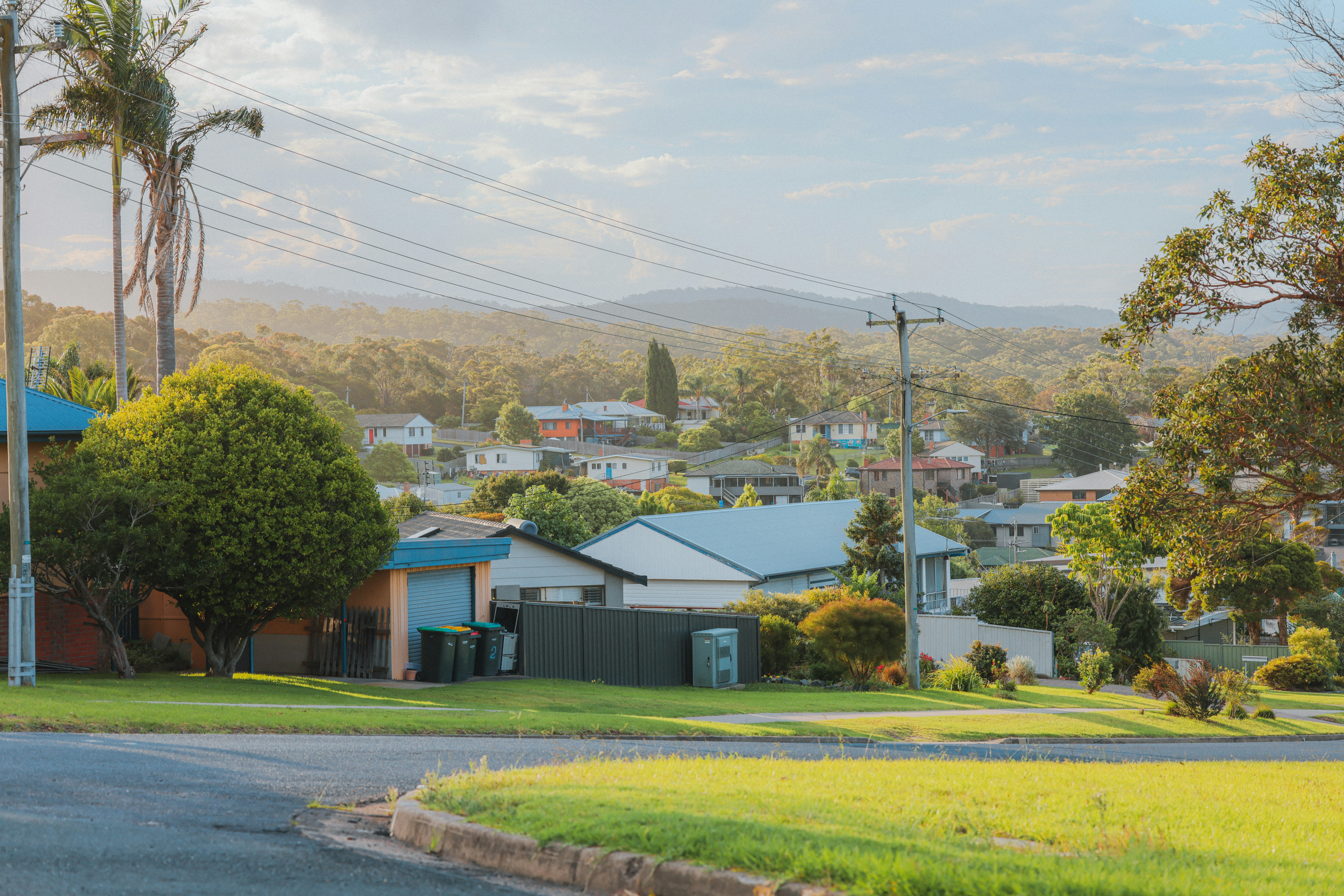 How Steep Hills and Winding Roads in Brentwood Increase the Risk of Car Accidents